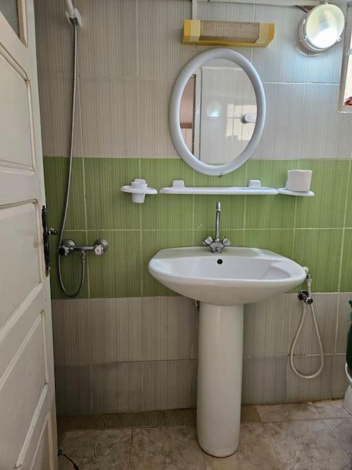Hadhri Appartement Tozeur Extérieur photo
